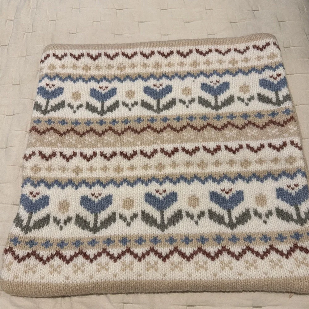 Pottery Barn Fair Isle Pillow Cover Easter/Valentines/Country Beige 20 X 20